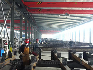 ورشة العمل والإنتاج